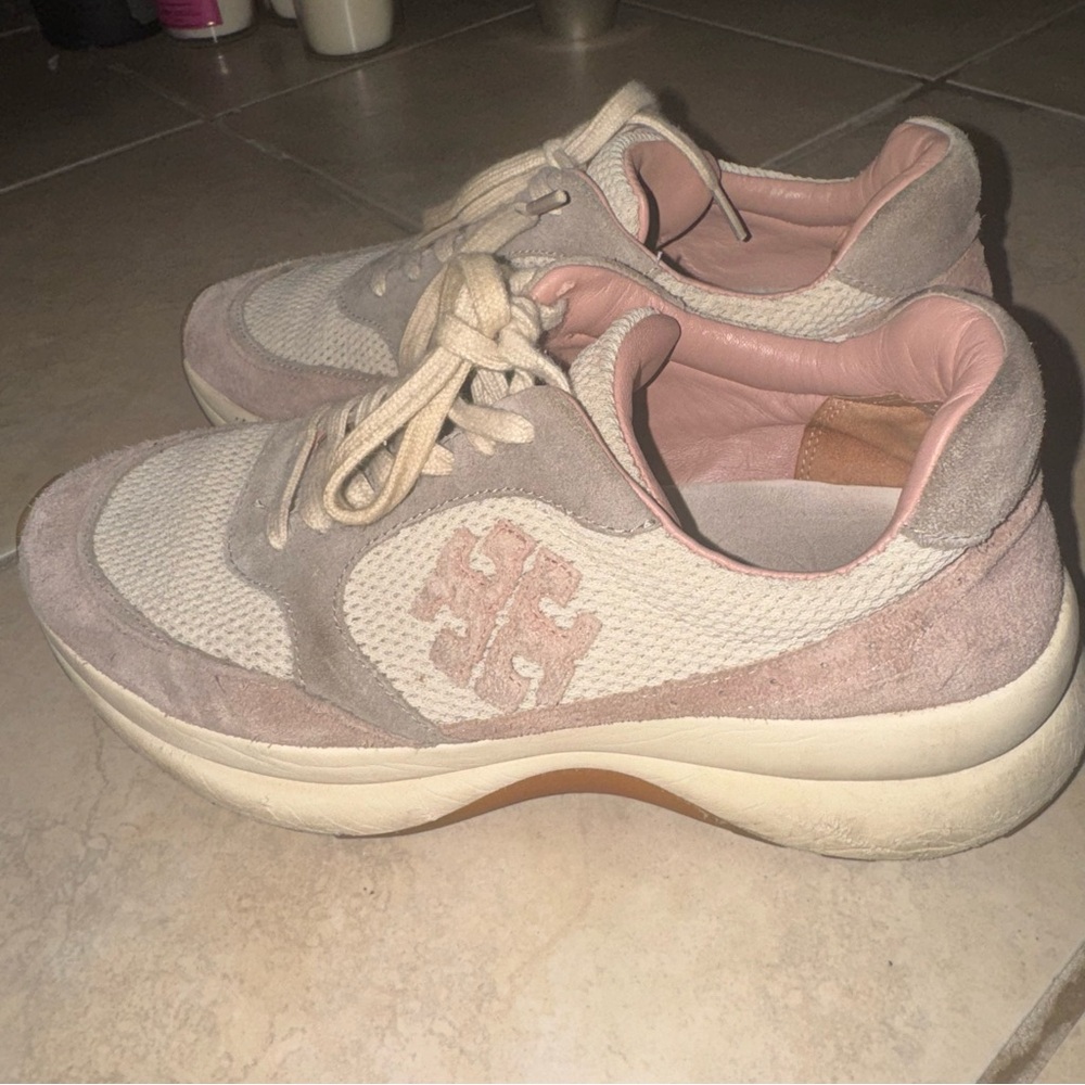Tory Burch Sneakers 9.5 - Picture 3 of 3